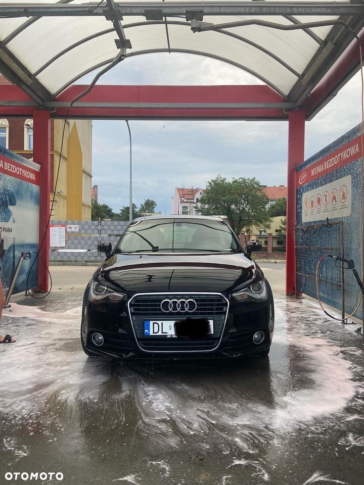 Audi A1 1.6 TDI Ambition - 1