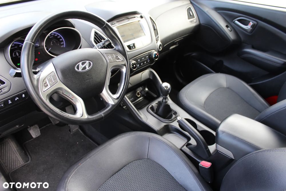 Hyundai ix35 2.0 CRDi 4WD Premium - 13