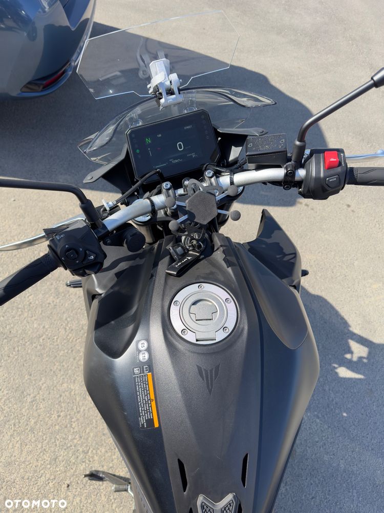 Yamaha MT - 9