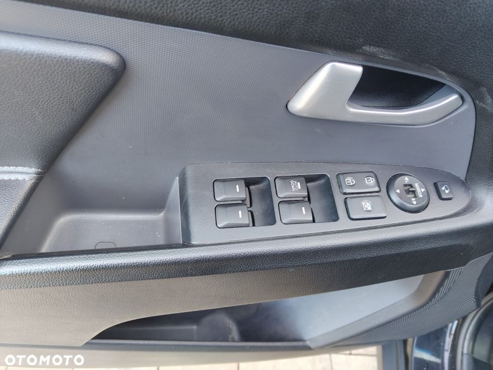 Kia Sportage 2.0 CRDI L AWD - 14