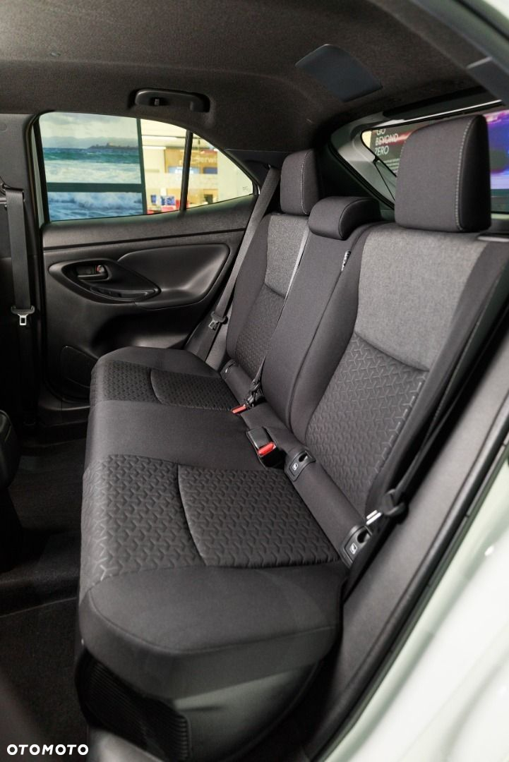 Toyota Yaris Cross - 17