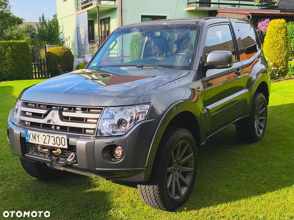 Mitsubishi Pajero 3.2 DI-D Intense - 2