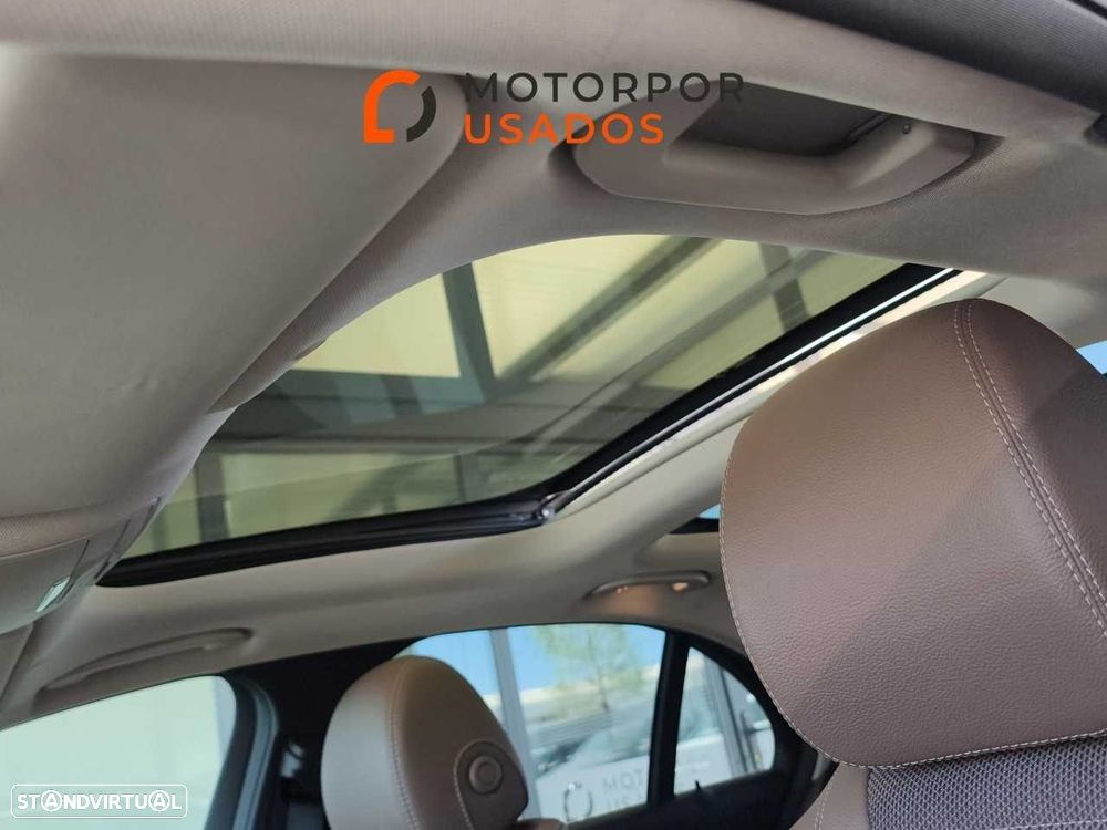 Mercedes-Benz E 300 e Exclusive Line — fotografia 28