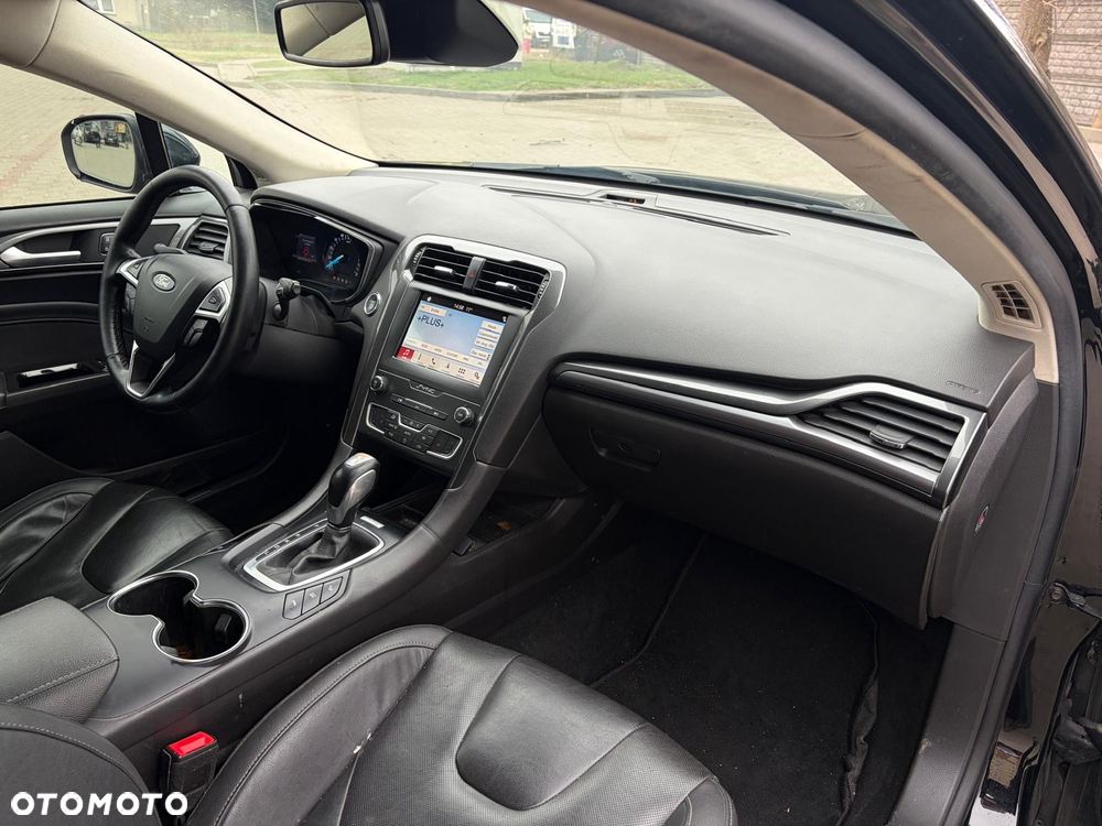 Ford Mondeo 2.0 Hybrid Titanium - 13