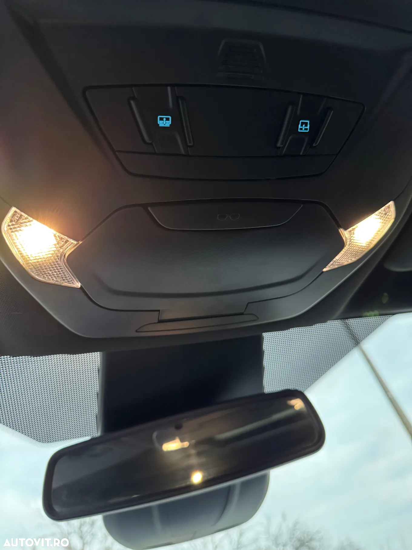 Ford Kuga 1.5 EcoBoost 2x4 ST-Line - 26
