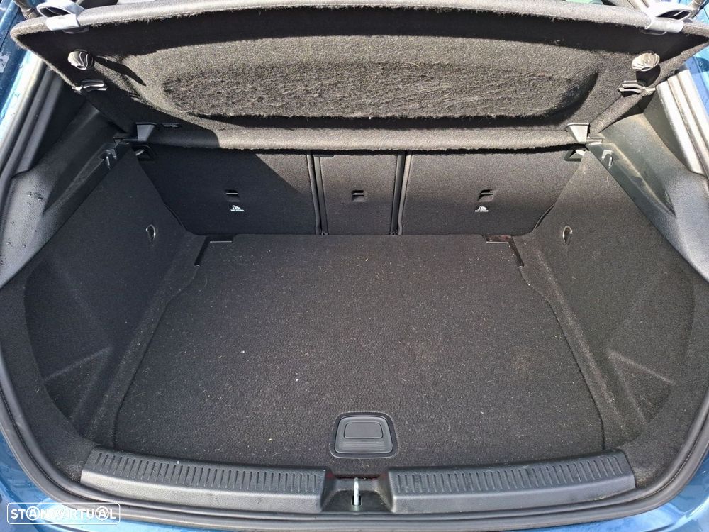 Mercedes-Benz A 180 d Progressive Aut. - 25