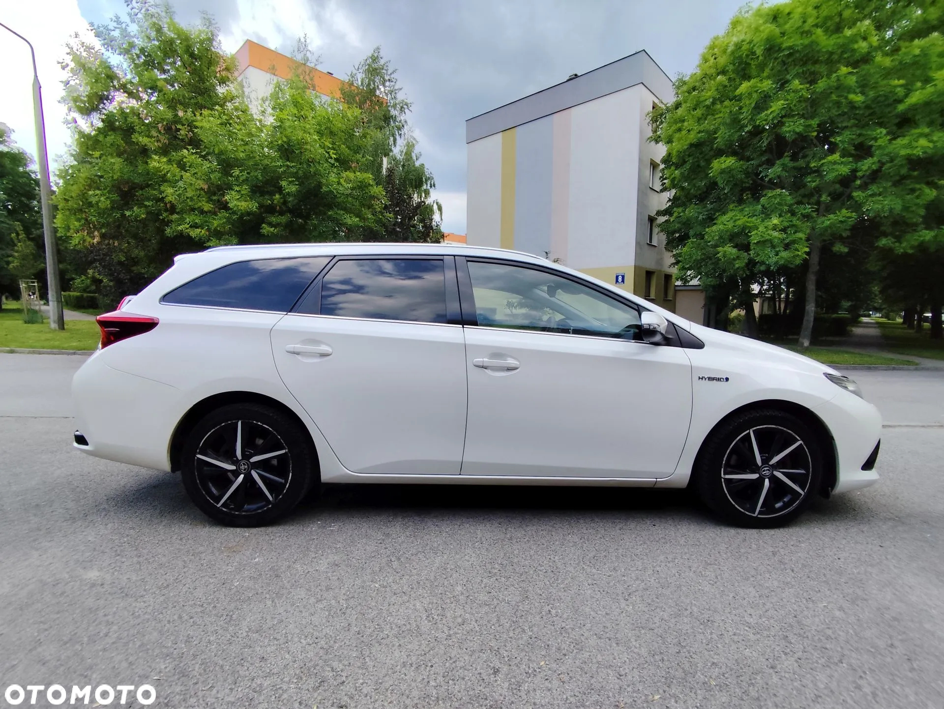 Toyota Auris 1.8 VVT-i Hybrid Automatik Touring Sports Life Plus - 4
