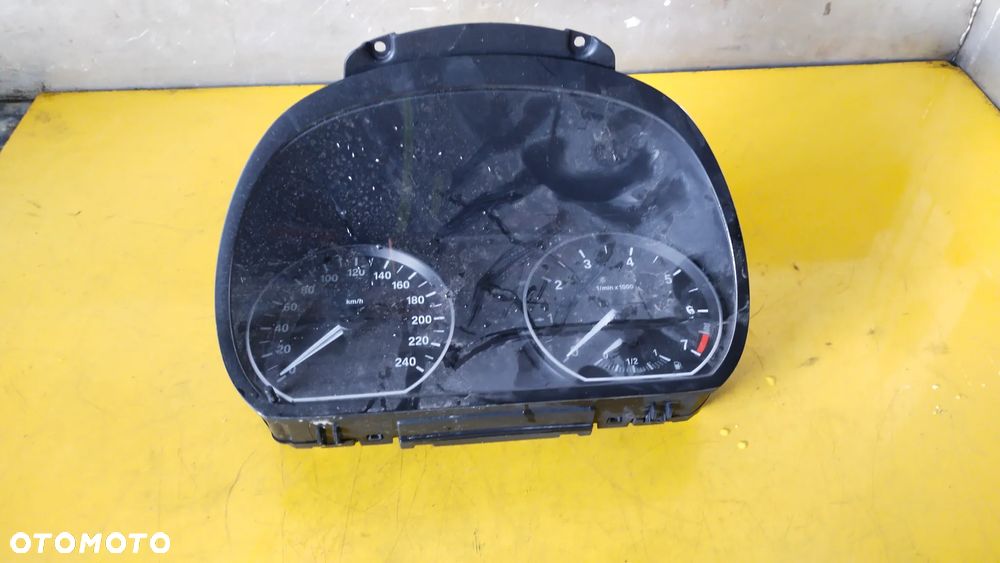 102493298 250039991 LICZNIK BMW E87 - 1