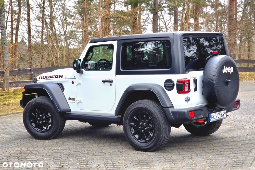 Jeep Wrangler - 5