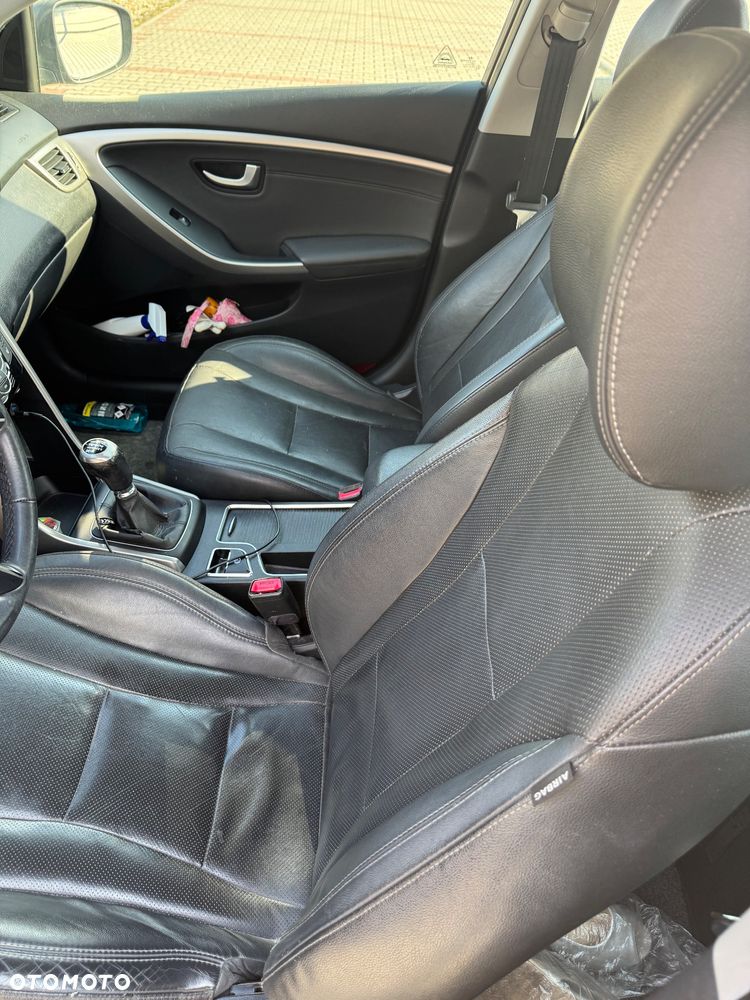 Hyundai i30 1.6 GDI Premium - 9
