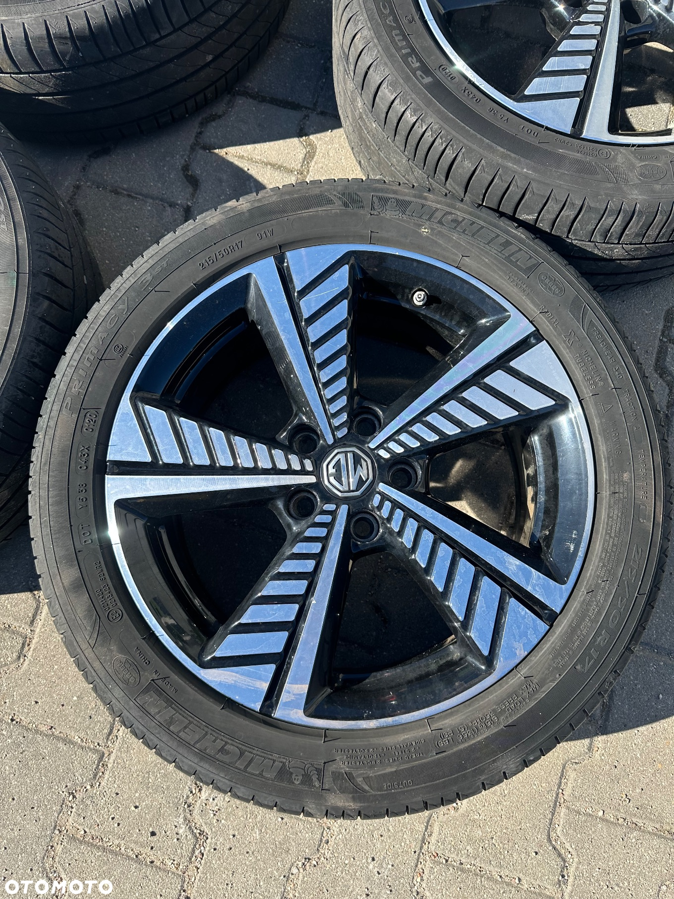KOMPLET ALUFELG KÓŁ R17 5X112 MG ET41 - 4