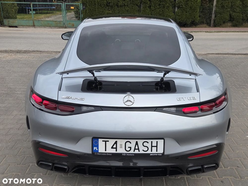 Mercedes-Benz AMG GT 63 4MATIC+ - 16