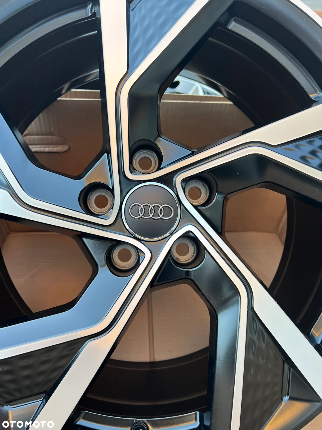 Felgi Audi A3 S3 8y0 19'' Audi Sport - 8