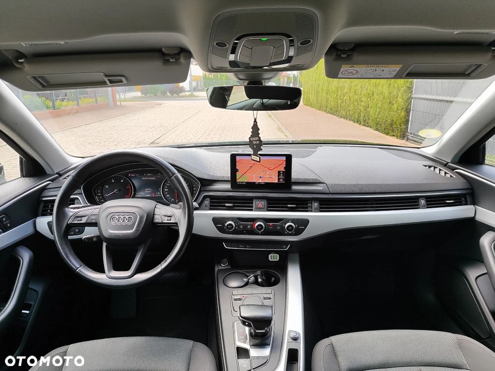 Audi A4 Limousine 2.0 TDI ultra S tronic design - 11