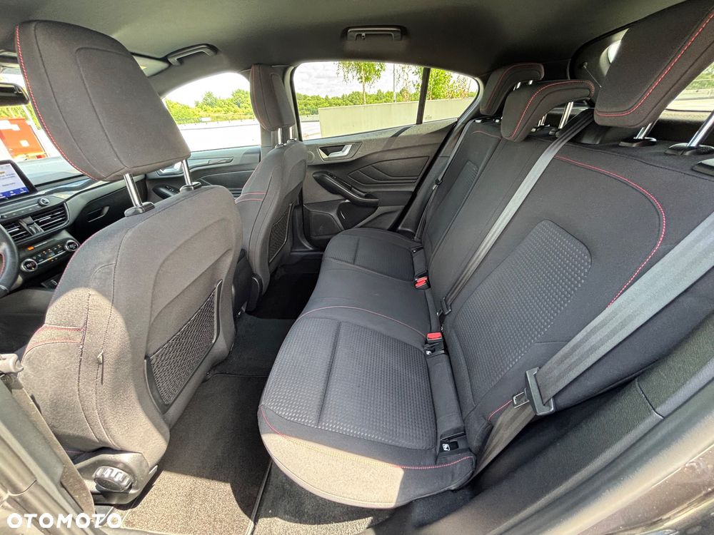Ford Focus 1.0 EcoBoost ST-Line ASS PowerShift - 29