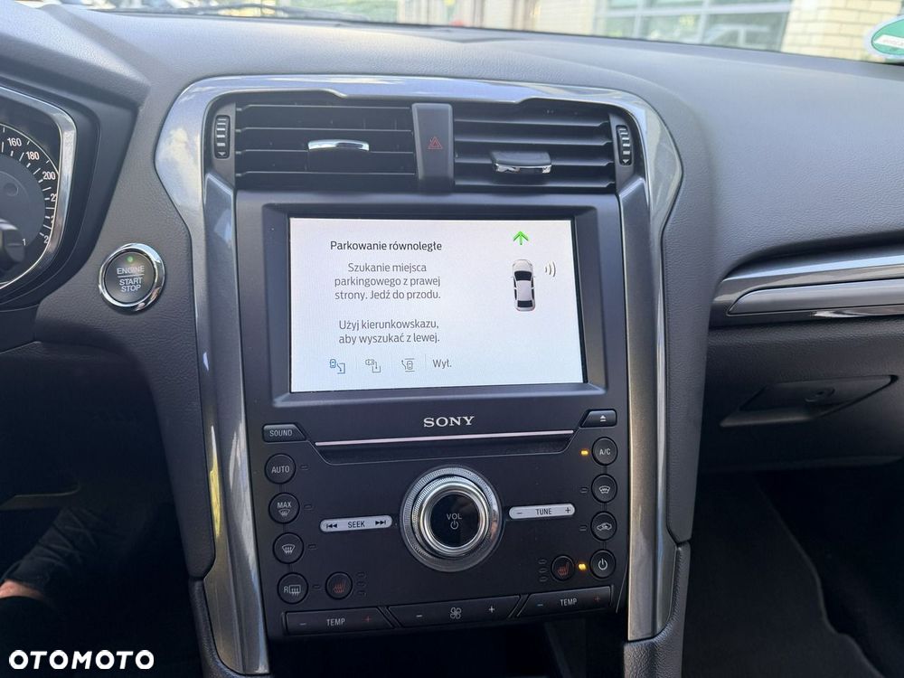 Ford Mondeo - 33