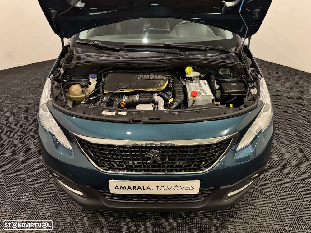 Peugeot 2008 1.6 BlueHDi Style - 48