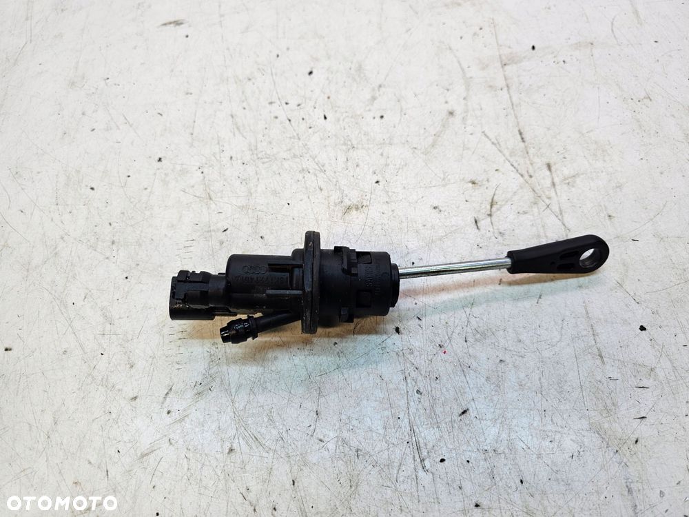 POMPKA SPRZĘGŁA AUDI A4 B8 A5 8T Q5 8K1721401A - 3