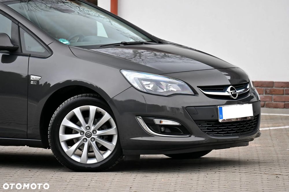 Opel Astra 1.4 T Cosmo S&S - 7