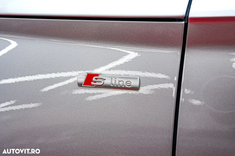 Audi Q5 55 TFSIe quattro S tronic S line - 30
