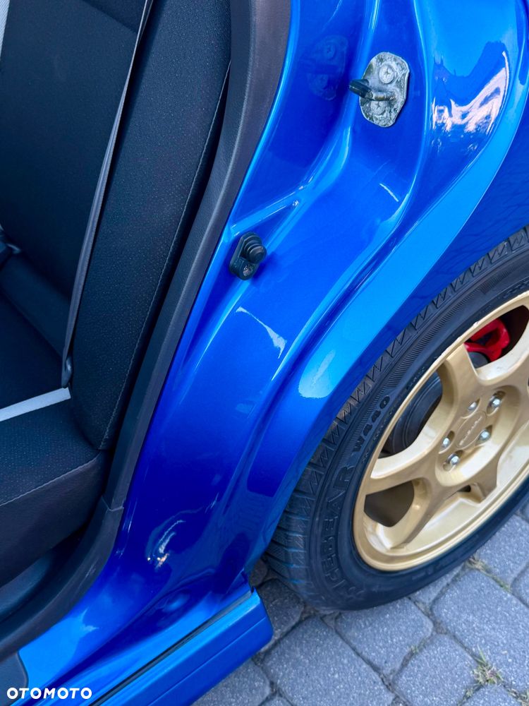 Subaru Impreza 2.0 GT - 28