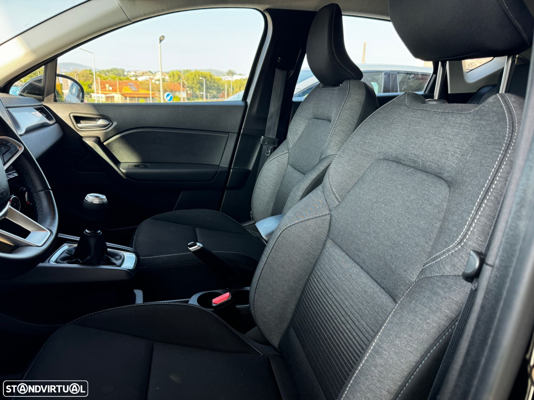 Renault Captur 1.0 TCe Zen - 10