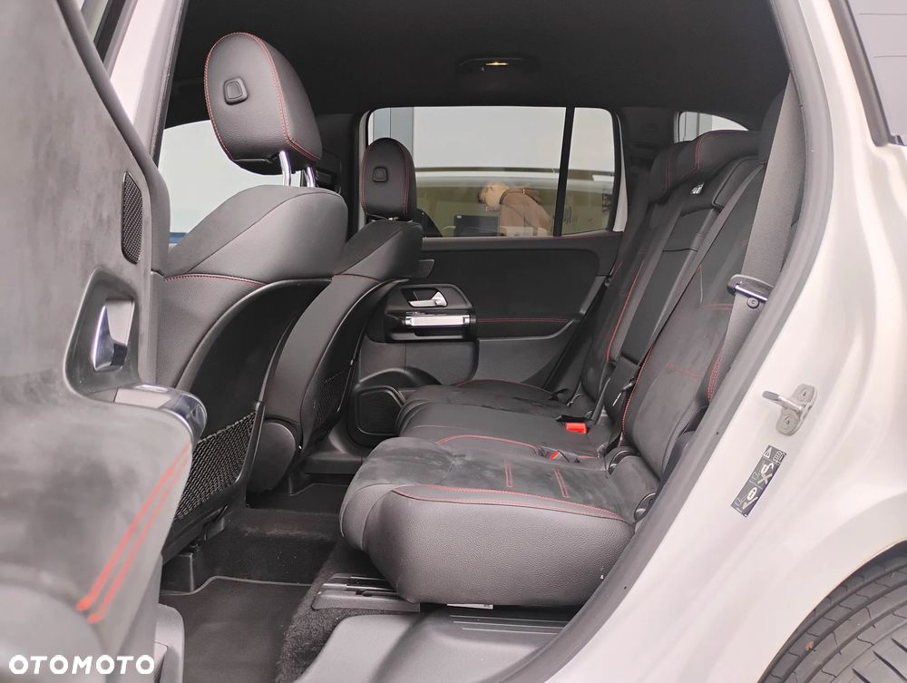 Mercedes-Benz GLB 200 mHEV AMG Line 7G-DCT - 12