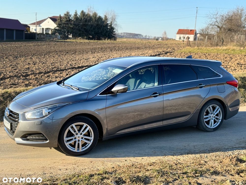 Hyundai i40 Kombi blue 1.7 CRDi Premium - 3