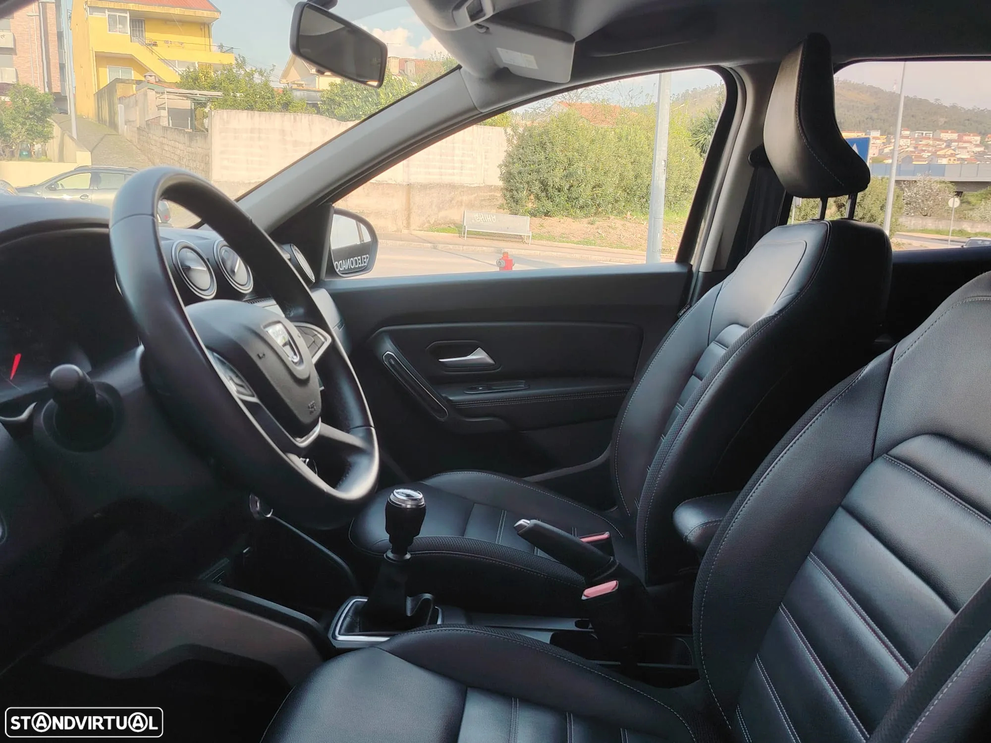 Dacia Duster 1.5 Blue dCi Prestige - 8