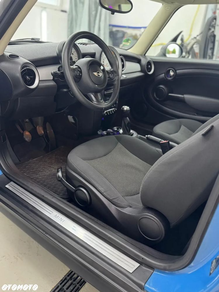 MINI ONE D - 16