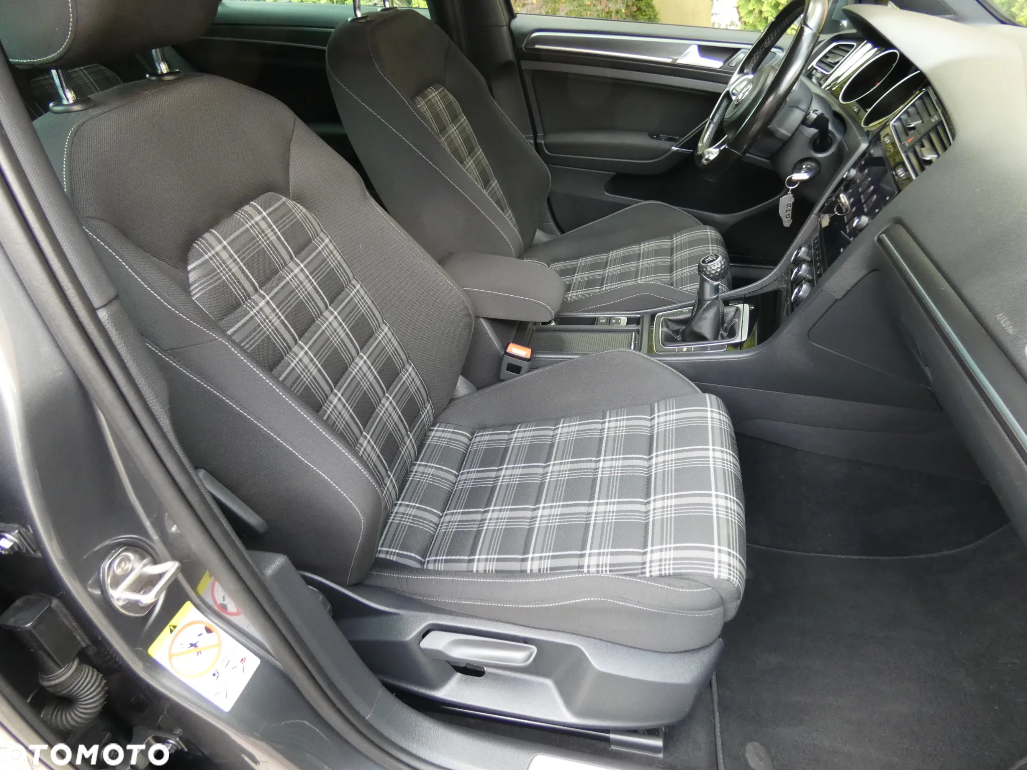 Volkswagen Golf VII 2.0 TDI BMT GTD - 31