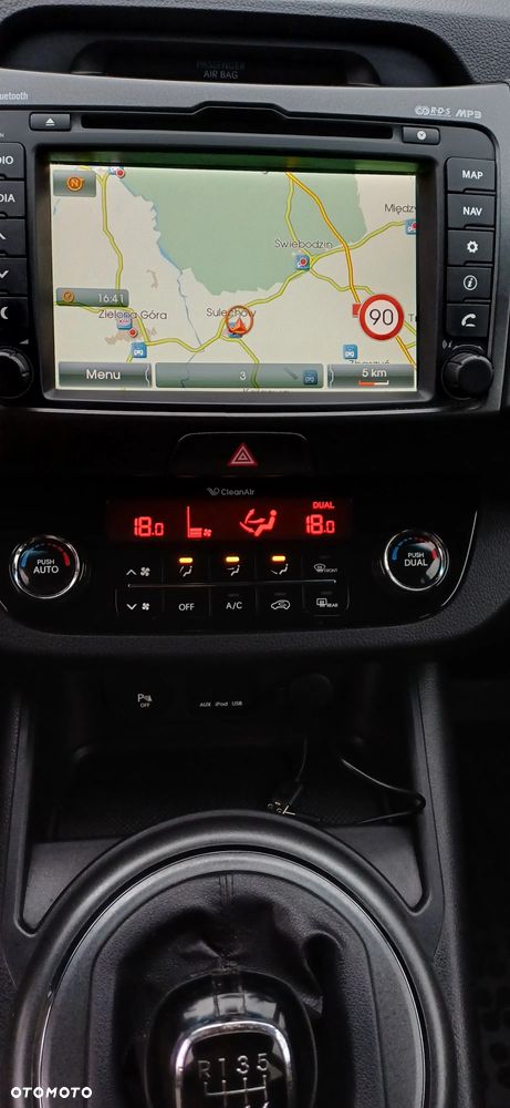 Kia Sportage 1.7 CRDI Business Line M 2WD - 30