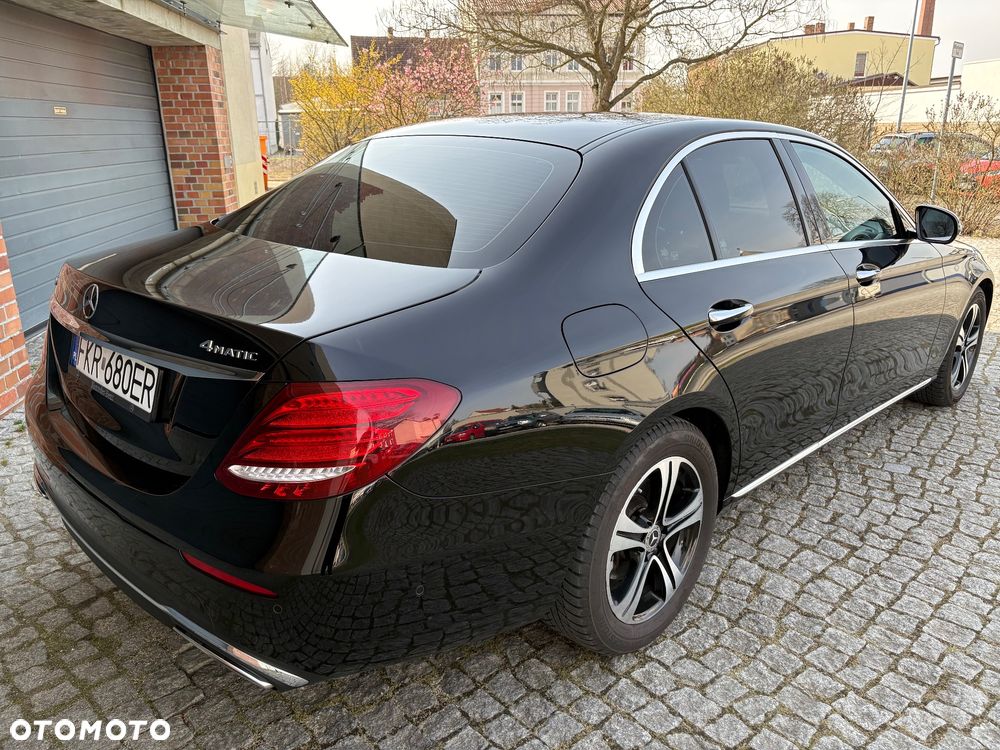 Mercedes-Benz Klasa E 200 4Matic 9G-TRONIC Avantgarde - 13
