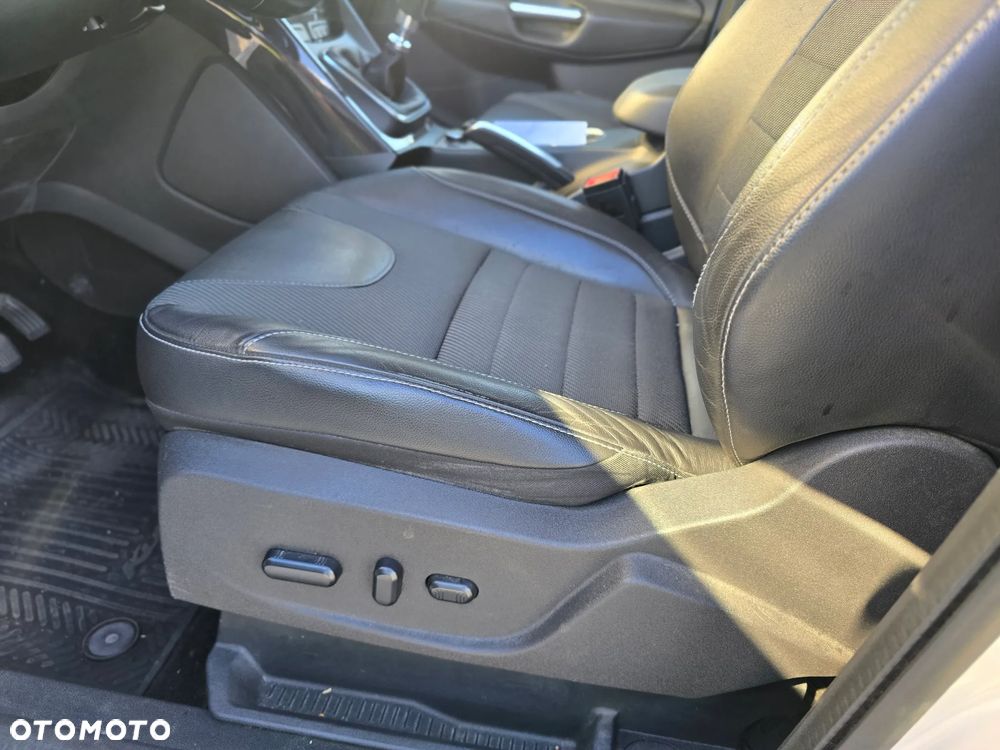Ford Kuga 2.0 TDCi 4WD Titanium - 8