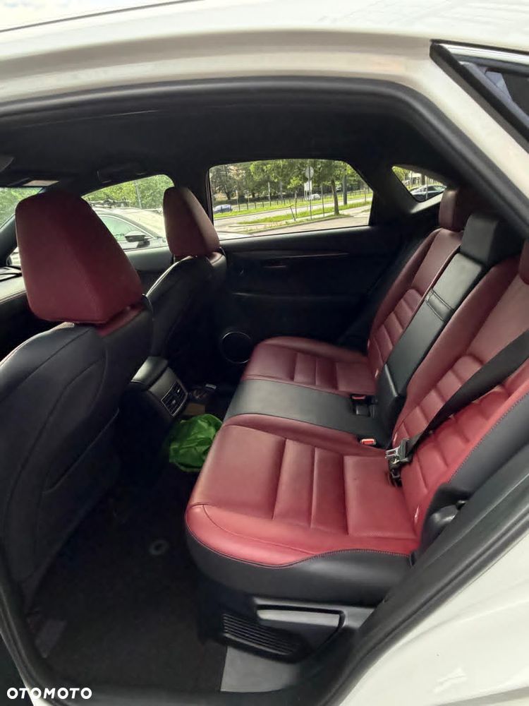 Lexus NX 200t F Sport AWD - 3