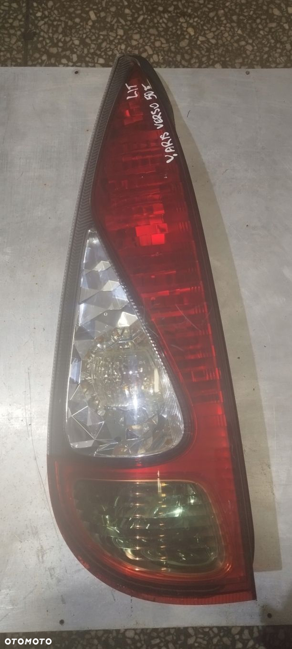 Lampa Toyota Yaris Verso L/T Ostrołęka