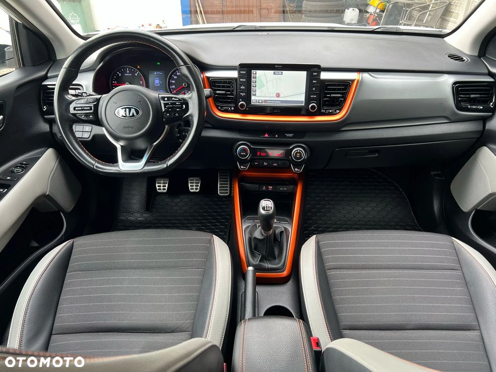 Kia Stonic 1.6 CRDi SCR L - 4