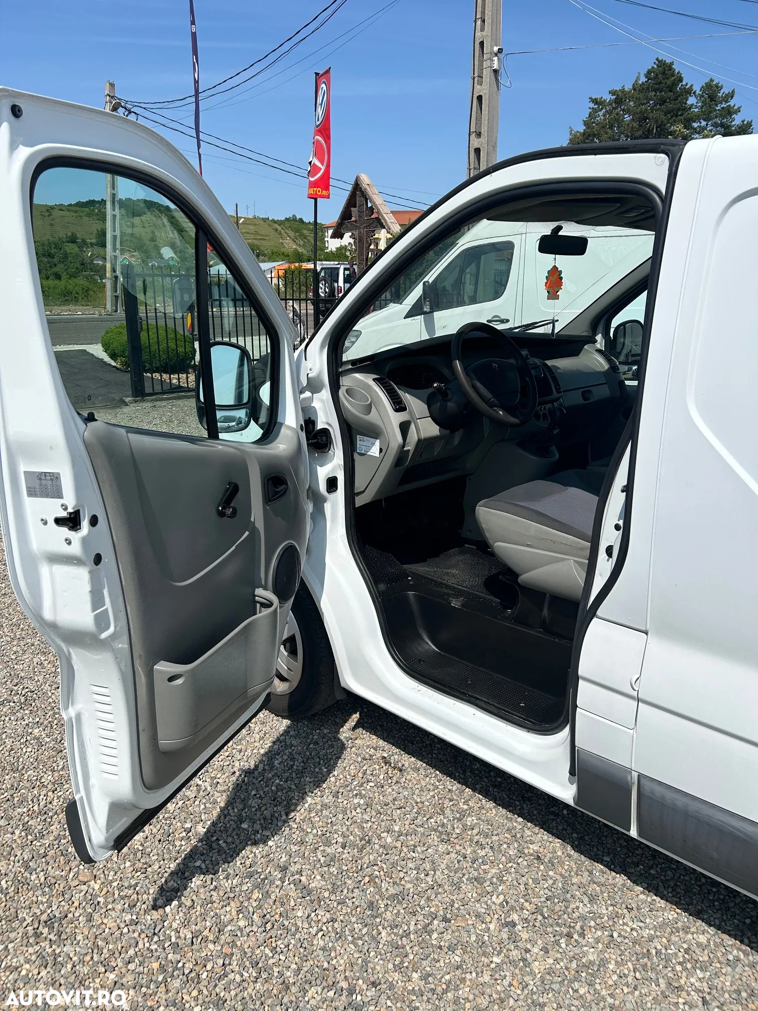 Renault Trafic - 8