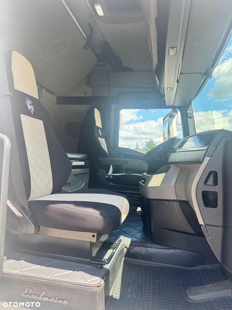 MAN TGX 18.470 / Low deck / 1 właściciel / Polecam / Sereisowany - 9