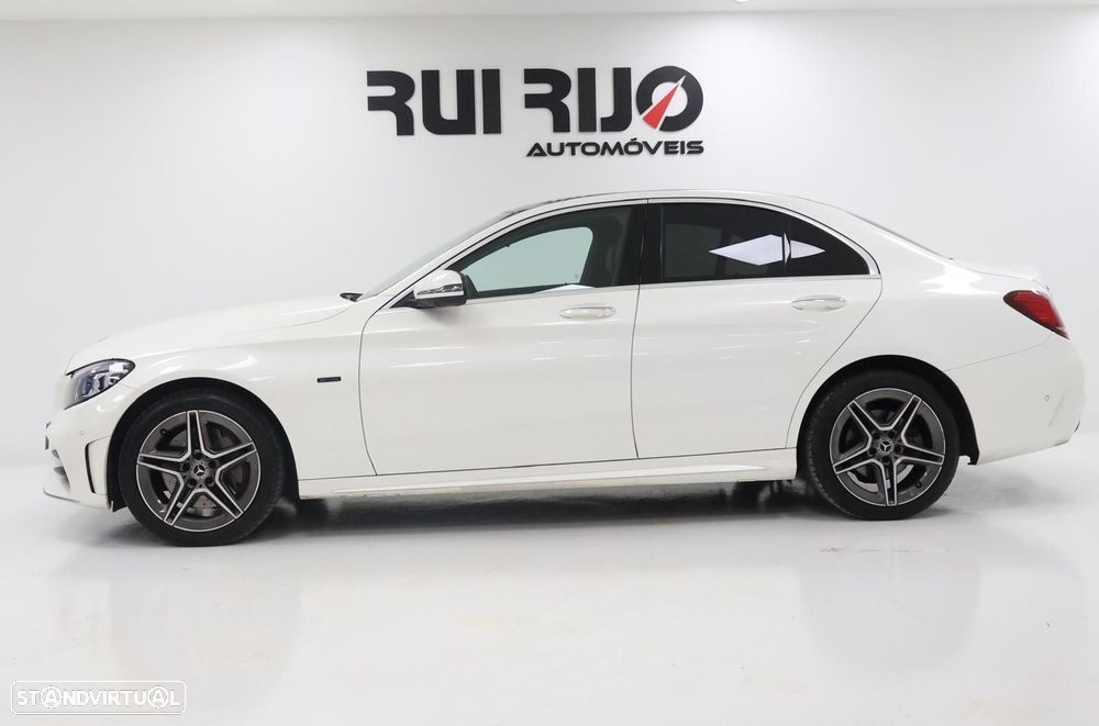 Mercedes-Benz C 300 de AMG Line - 9