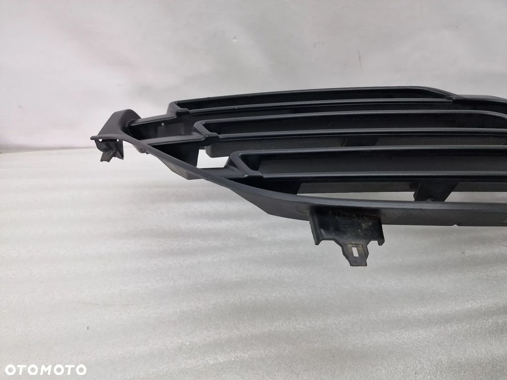 RENAULT TRAFIC III 3 14- ATRAPA / GRILL PRZEDNI PRZÓD , NR 623108673R , NR AUKCJI GL525 - 10