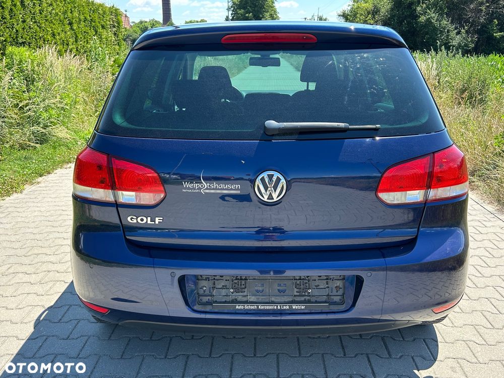 Volkswagen Golf - 10