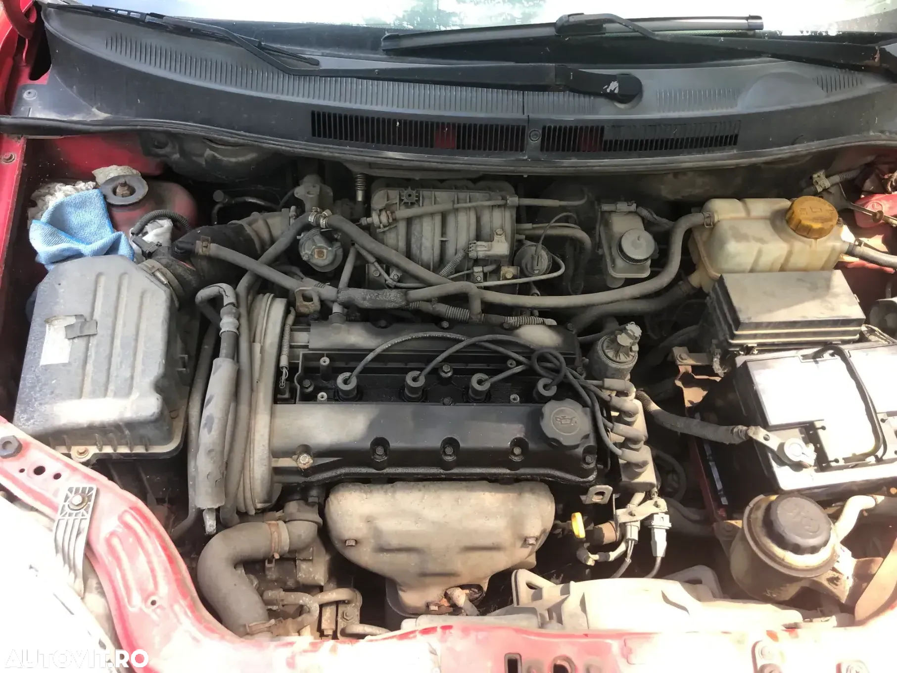 Dezmembrez Chevrolet Aveo rosu 1,4 benzina 2007 - 7