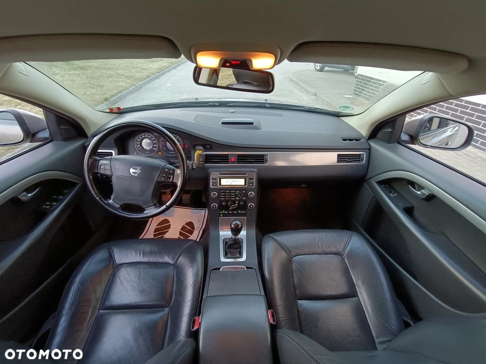 Volvo V70 2.0D Momentum - 7