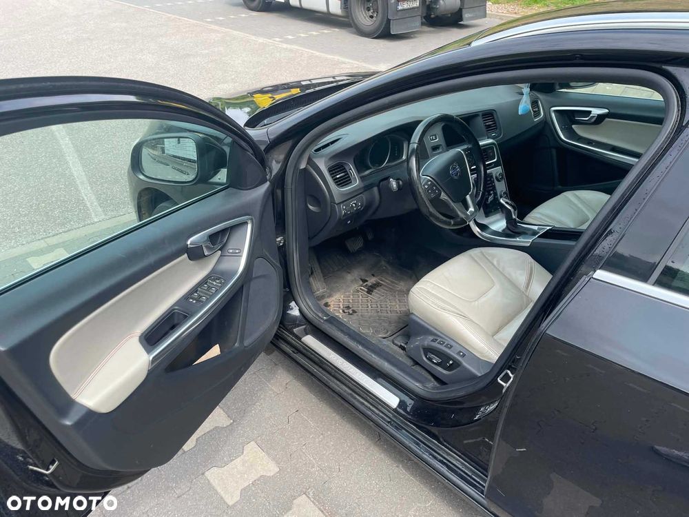 Volvo V60 - 6