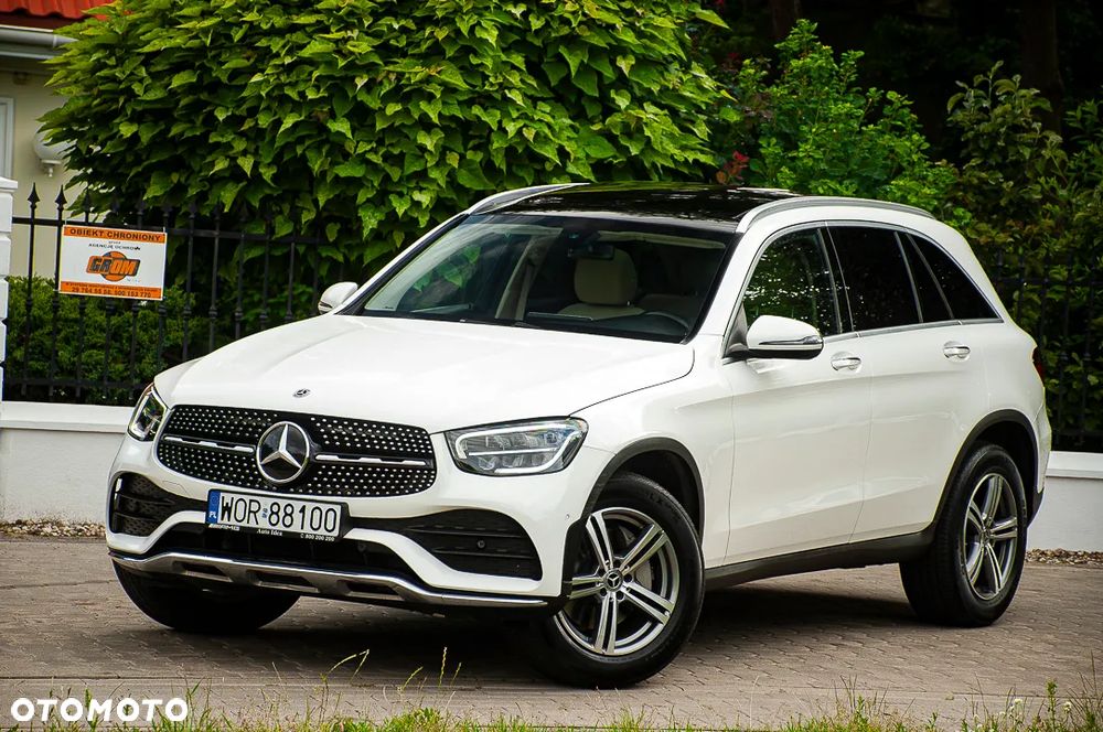Mercedes-Benz GLC 300 4Matic 9G-TRONIC AMG Line - 5