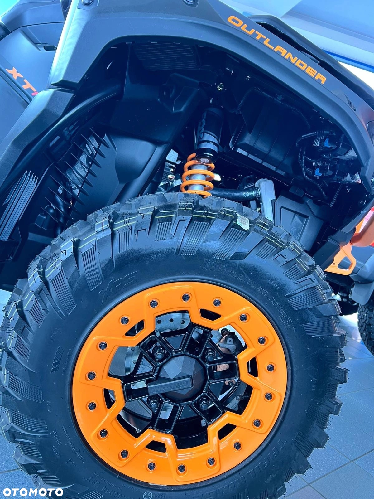 Can-Am Outlander - 12