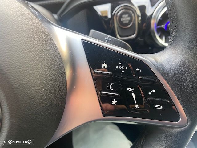 Mercedes-Benz A 250 e - 45