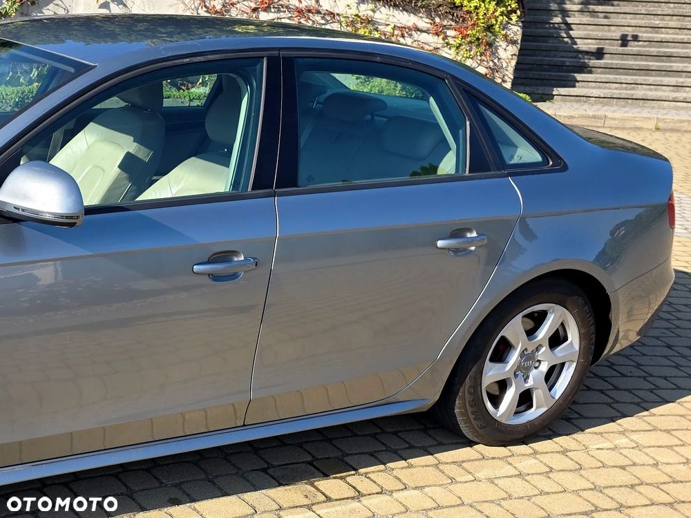 Audi A4 Limousine 2.0 TFSI quattro S line Sportpaket - 9