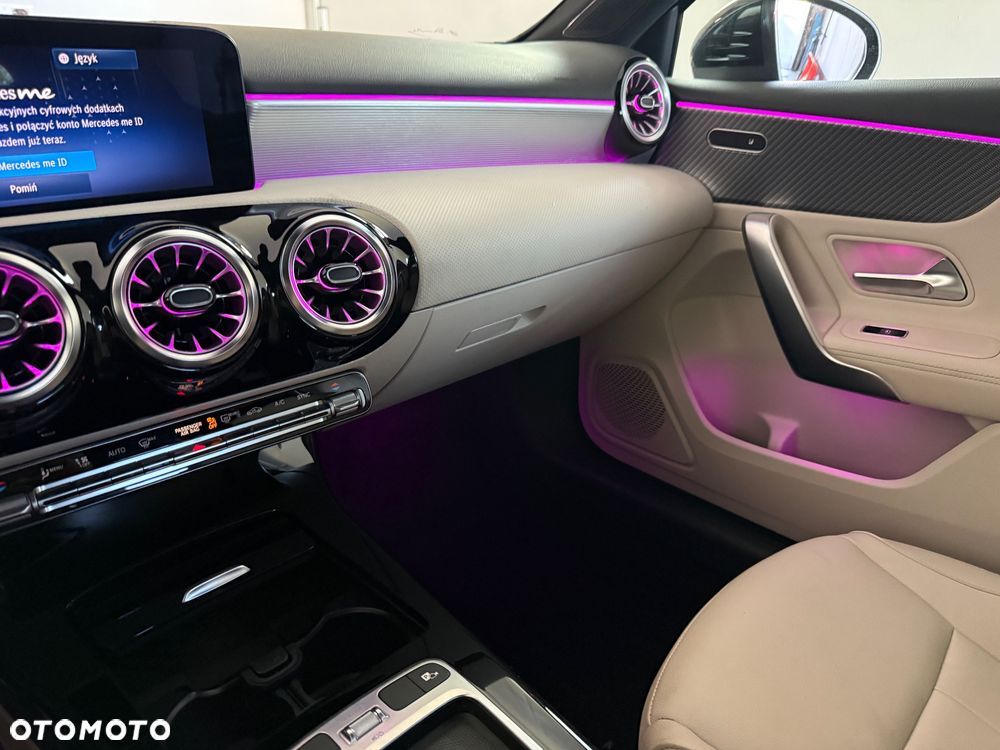 Mercedes-Benz Klasa A 200 Progressive 7G-DCT - 20